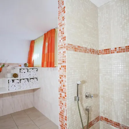 Apartment In Kaltenbach Near Lift *